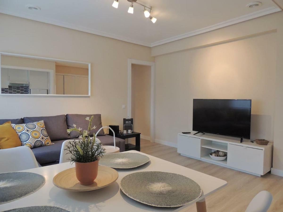 Casa Petra By Delabra Apartments Oviedo Bagian luar foto
